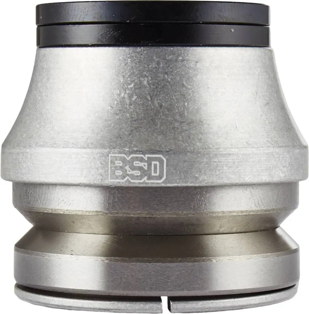 BSD Highriser Sealed Headset 2 BSD Highriser Sealed Headset - Image 2